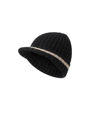 GORRO CON VISERA NEGRO